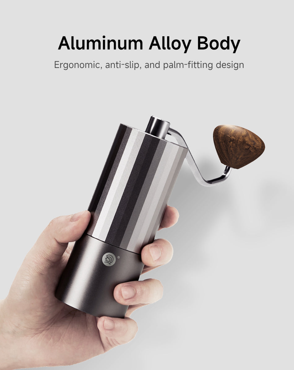 Aluminum Alloy Body 
Ergonomic, anti-slip, and palm-fitting design.